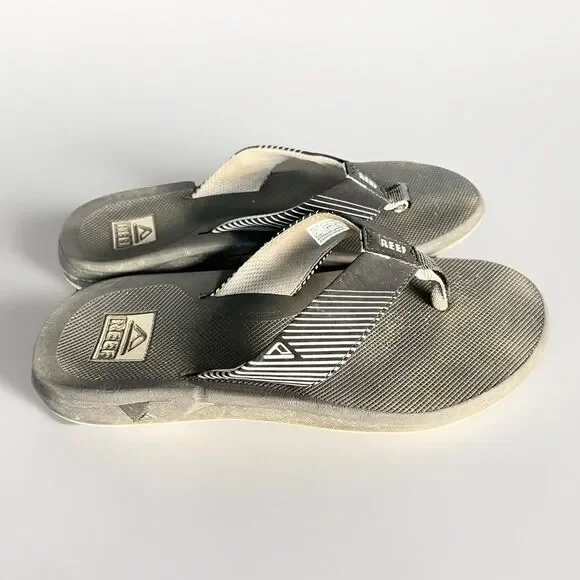Reef‎ Men's 8 Phantom II Sandals Black White