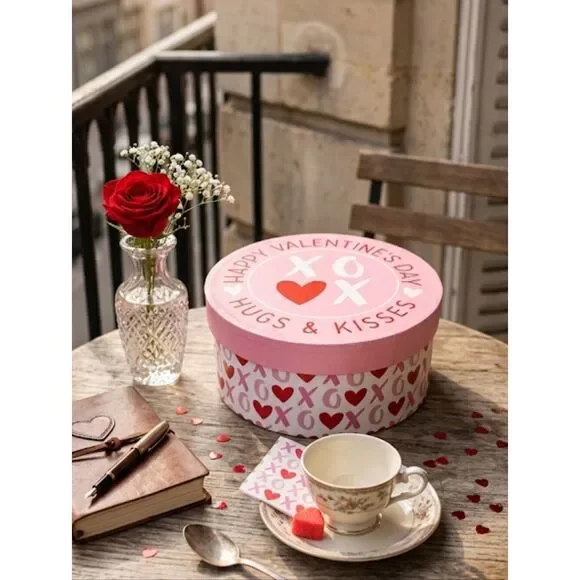 Decorative Valentine Gift/Hat Box