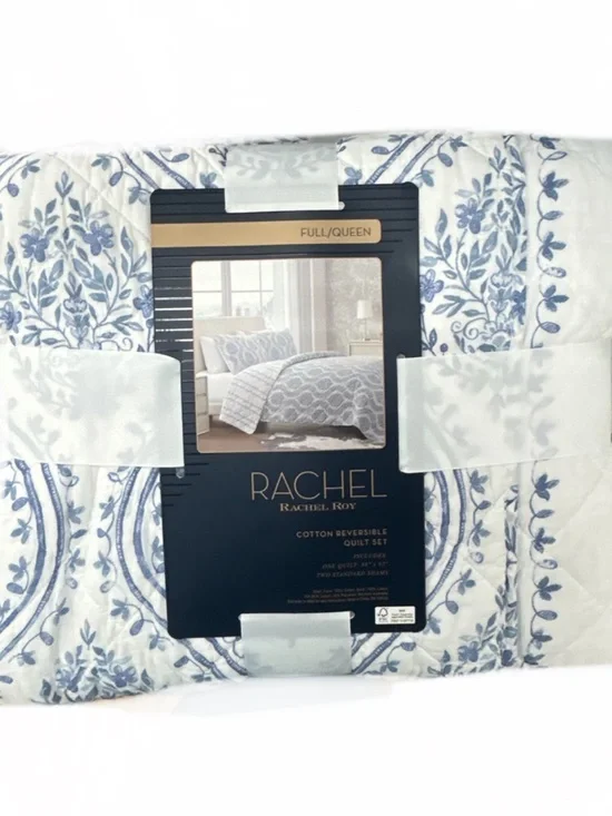 Rachel Roy Blue and White Floral Reversible Full/Queen Cotton Quilt Set 88”x92”