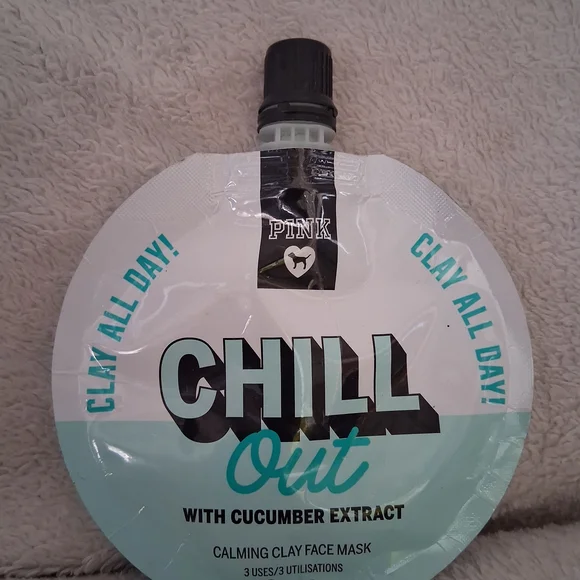 PINK Victoria's Secret Chill Out Clay Face Mask