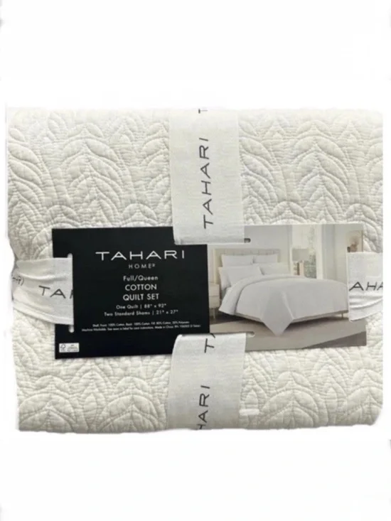 Tahari Full/Queen White Cotton Quilt Set 88”x92”