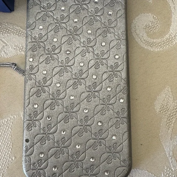 Swarovski Elegant Silver Phone Case