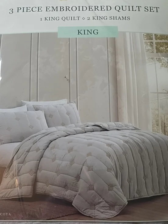 Nola 3pc Embroidered Quilt Set