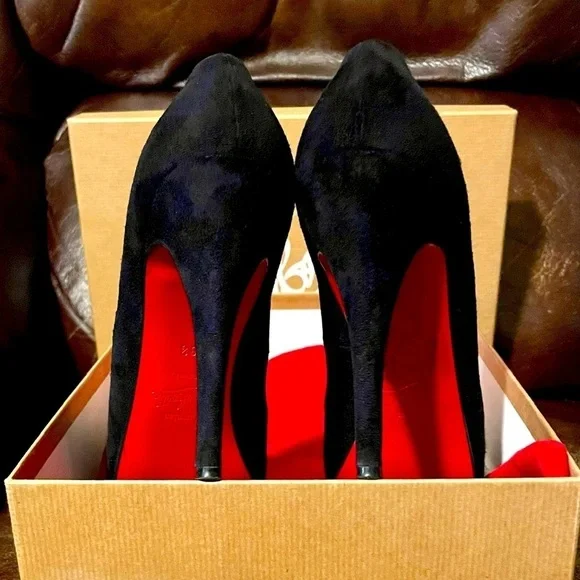 Christian Louboutin Very Prive 120mm Veau velour platform Peep pump EU 38.5