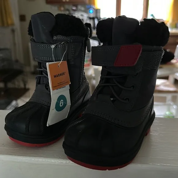 Cat & Jack size 6 black and red boots NWT