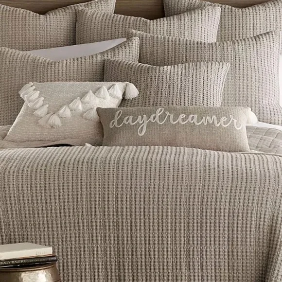 Mills Waffle Twin Quilt Taupe Soft Comfortable Luxury Bedding Set 68x86 inches