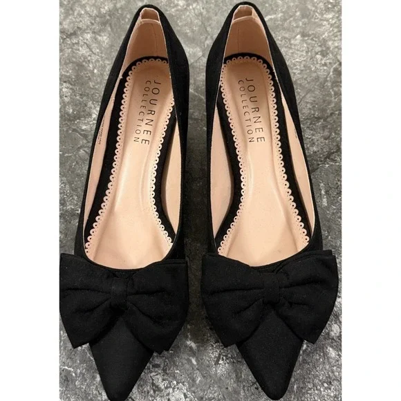 Journee Collection Black Velvet Bow Pointed Toe Kitten Heel Pumps Womens Sz 9
