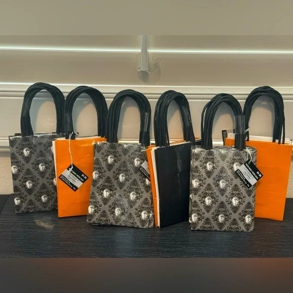 36 Bags — 🆕 Celebrate It Halloween Skulls & Solids Mini Favor Treat Bags