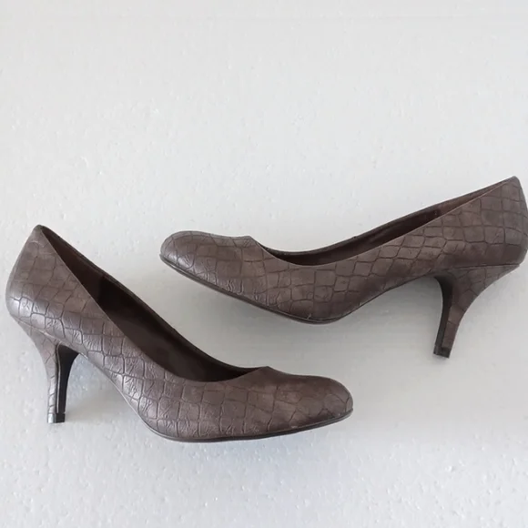 Maurices Alligator Skin Heels