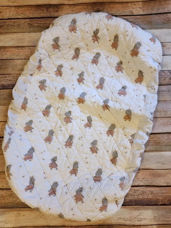 Crate and Barrel Baby Quilted Princess Hippopotamus Print Changing Cover