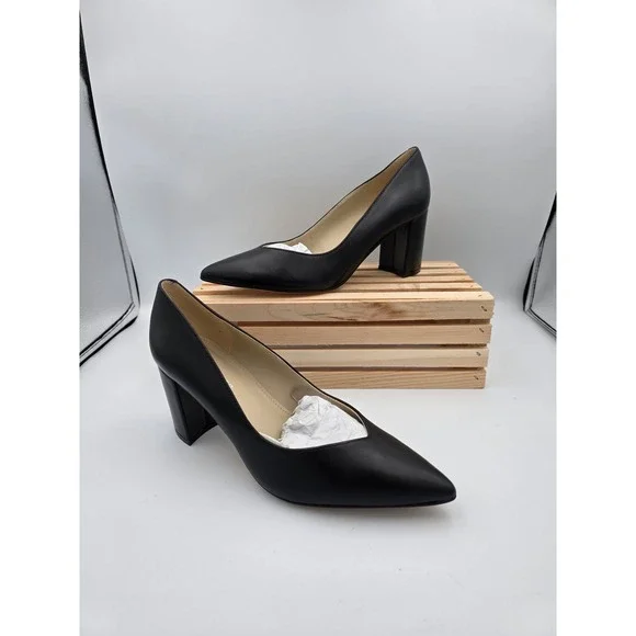 Marc Fisher Caitlin Pump Women 8M Black Leather Block Heel Pointed Toe V-Neck