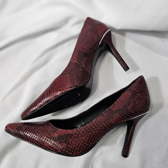 Lauren Ralph Lauren Sarina snake print high heels 8.5B