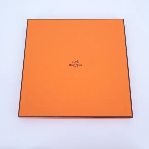 HERMES Orange and Brown Gift Box 9.25x9.25x0.75
