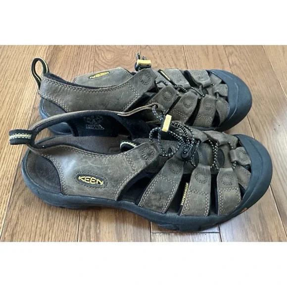 KEEN Sandals Brown Newport Fisherman Leather Hiking Outdoor 1001870 Men's 10