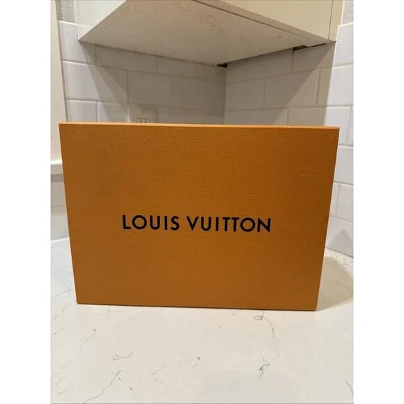Authentic Louis Vuitton Large Magnetic Gift Box 14x10x5 Orange Ribbon Empty LV