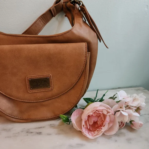 Frye & Co Brown Faux Leather Saddle Bag Crossbody Western Purse Pockets Shoulder