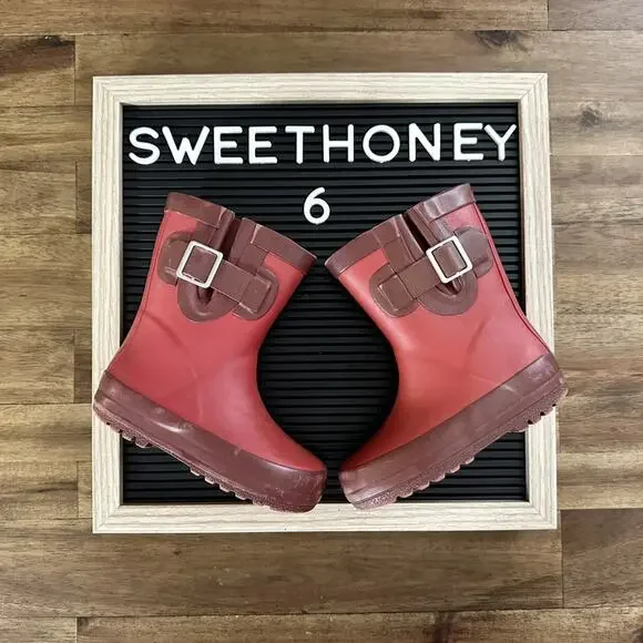 SweetHoney (Whim & Wander) Rain Boots Cranberry Red Waterproof Buckle Preppy 6