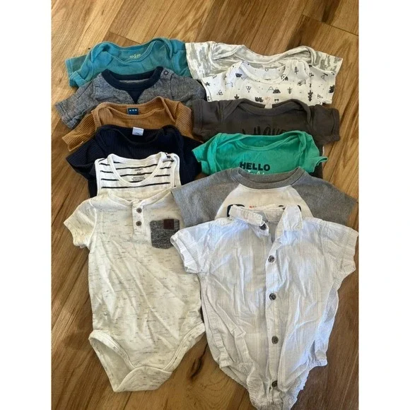 Baby‎ Boys Bodysuit Lot Carters Garanimals 6-12 Months Mixed Styles 11pc Set
