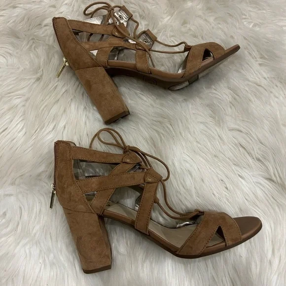 Circus by Sam Edelman tan suede ankle heels size 8