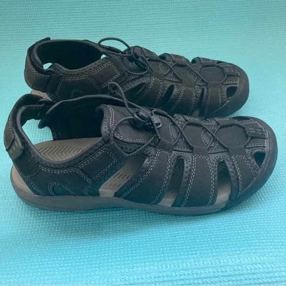 Khombu Travis Sandals Men’s Hiking Walking Closed Toe 1179295 Size 10M Black