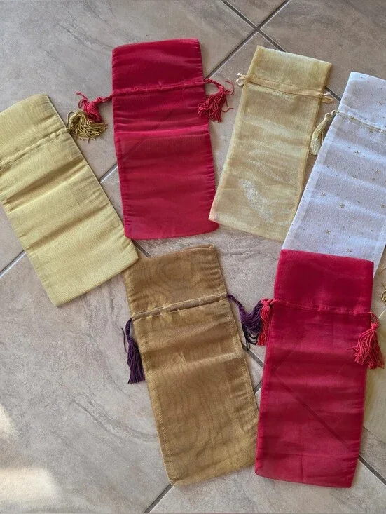 Silk Drawstring Wine Bottle Pouches - Assorted Gold, Red & White - Set/7 EUC