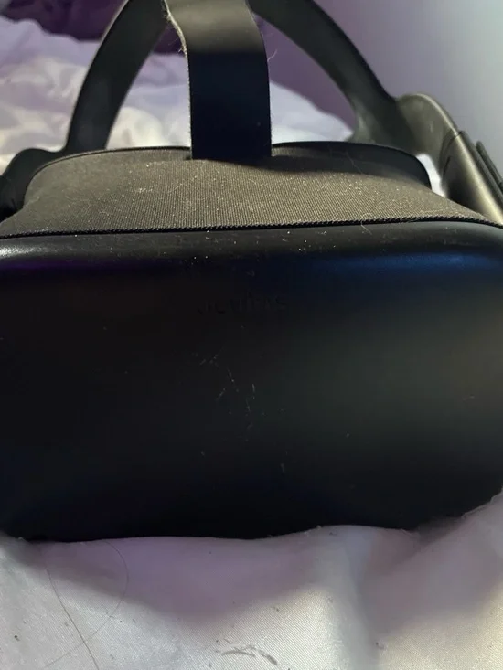 READ DESC. Oculus Quest 1 Black VR Headset