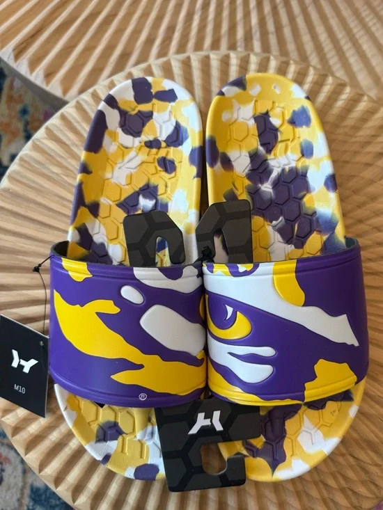 Hype Co College NCAA Men’s LSU Tigers Sandal Slides Unisex W11/M9 NWT