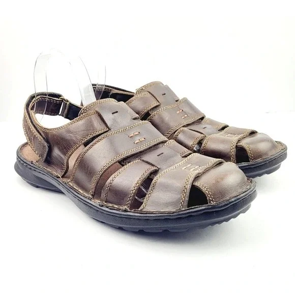 CLARKS Men's Tumbled Leather Sandals‎ - Size 10