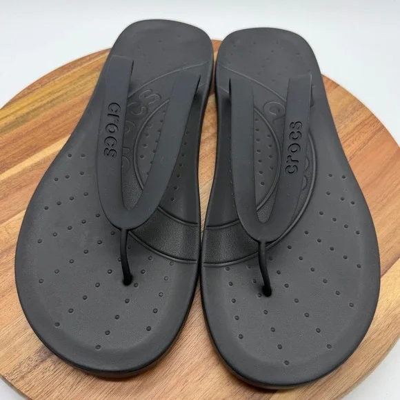 Crocs Crocband Flip Flops Men's Size 12 Black Sporty Thong Sandals 0770