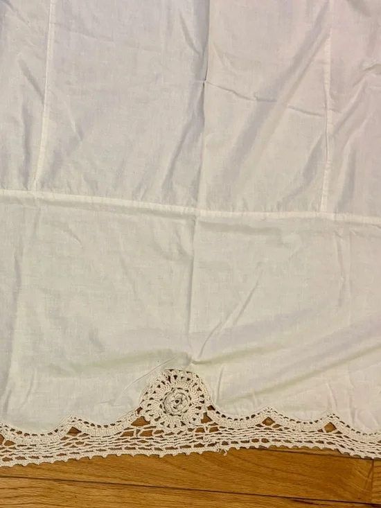 VTG Cotton Cream Crochet Lace  Edge Bed Skirt Dust Ruffle cottage country