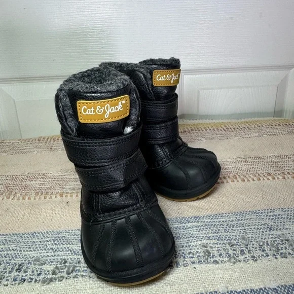 Cat & Jack Black Boots with Gray Lining