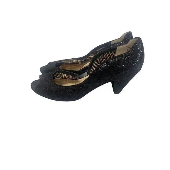 Seychelle’s Glitter Black Peep Toe Heels