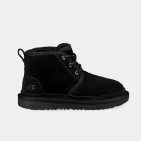 UGG Boy's Black Neumel 1001518 Suede Lace Up Ankle Winter Boot‎ Size 4