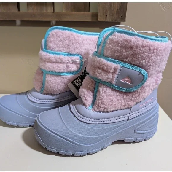 Size 7 Toddler Ozark Trail Snow Boots Girls NWT Waterproof -5F Temperature Rated