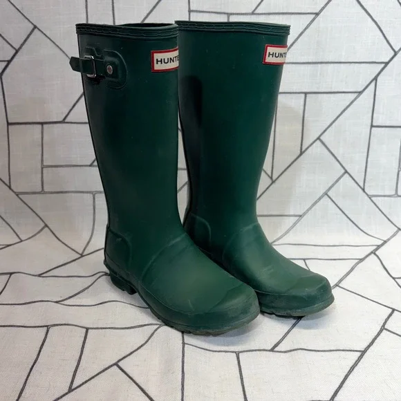 Hunter Rain Boots Size 2B/3G Green Kids Original Tall Waterproof Rubber Boots