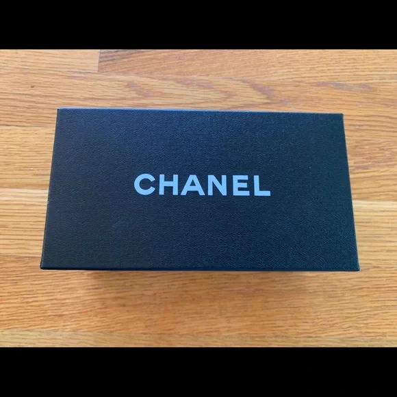Authentic CHANEL Black White Gift Empty Sunglass Box 7”×3.7”×3”
