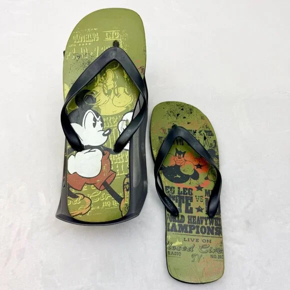 Disney Mickey Mouse Peg Leg Pete Boxing Flip Flops Men Size 12 Green