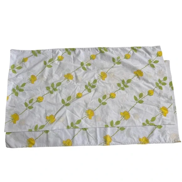 VTG Yellow Rose Floral Print Pillowcase White Green Stem Cottagecore King sz