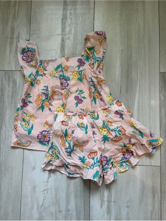 Carters Cotton Cottage Pink Floral Shirt & Ruffled Shorts Matching Set Girls 4T