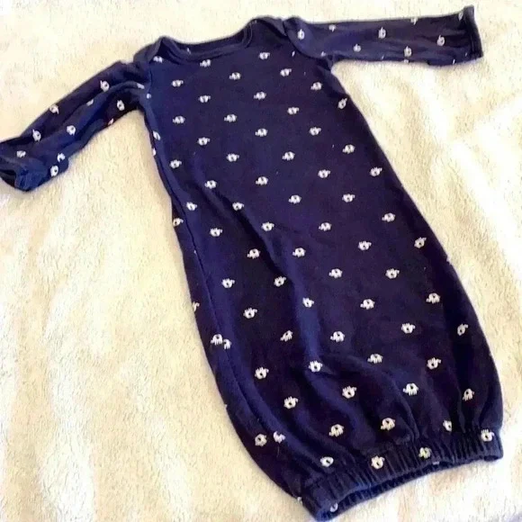 Carter’s sleep gown