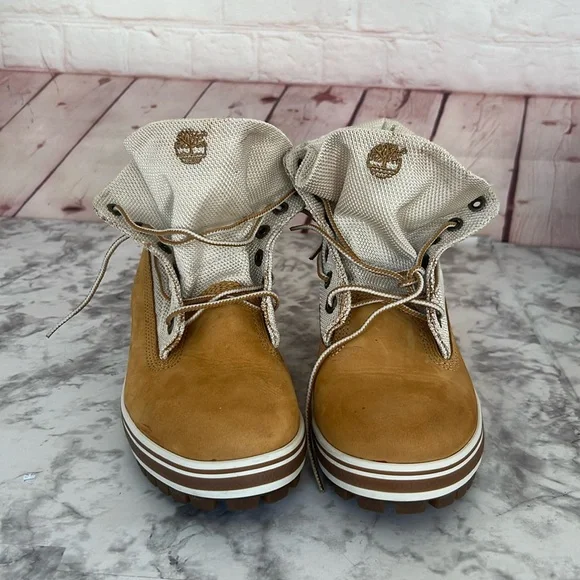 Timberland Youth ankle boots size 2.5