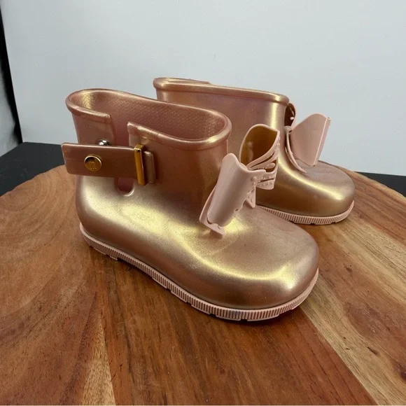 Mini Melissa Sugar Rain Bow boots rose gold glitter finish toddler girls sz 8
