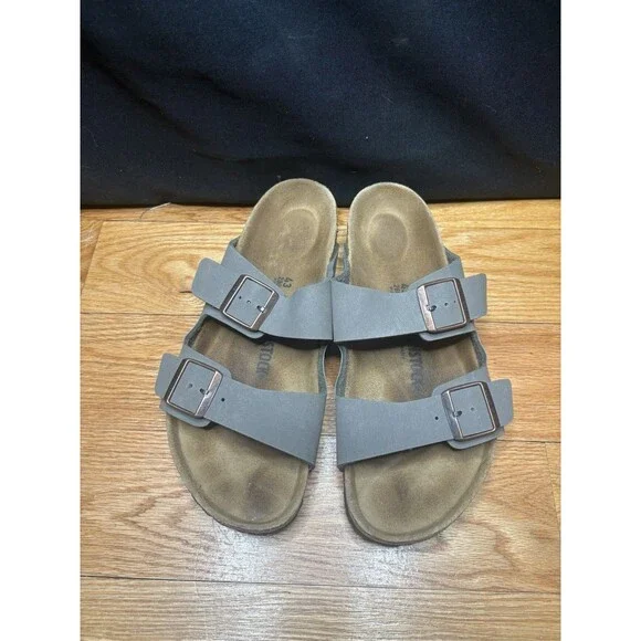 Birkenstock Arizona Stone Gray Buckle EU 43 US Men’s 10 Regular Fit Sandals