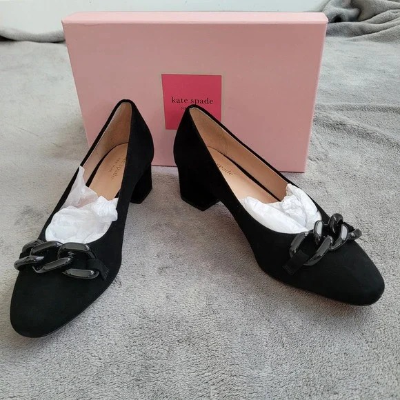 New in box Kate Spade kacey black suede pumps block heel chain‎ detail chic 8 B