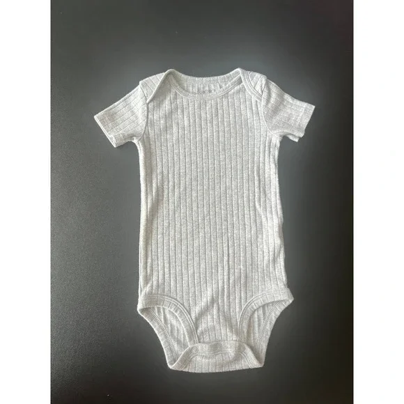 Carters Child of Mine Baby Bodysuit 18M Heather Grey Short Sleeve Onesie (0954)
