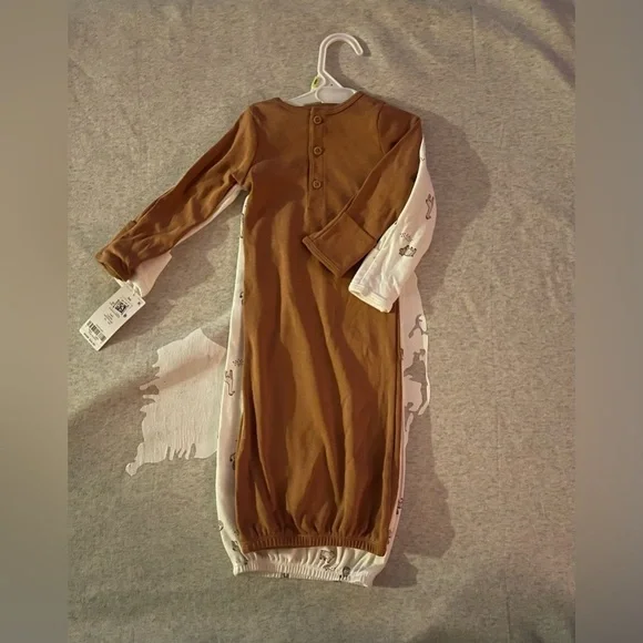 🆕 Carters | Set of Two Gowns Safari Animals | 3 mo