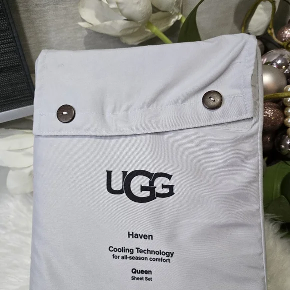 UGG Alahna QUEEN SIZE Sheet Set STONE  All Season Cooling Tech Wicking Set New