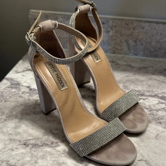 Steve Madden Leather/Textile Upper Rhinestone Block Heels Sandals Size 8