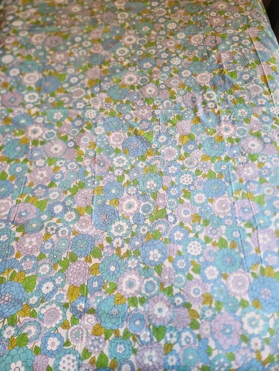 Vintage 70s Floral Blue & Green  Full Flat Percale Sheet 66 X 81 1/2 in.
