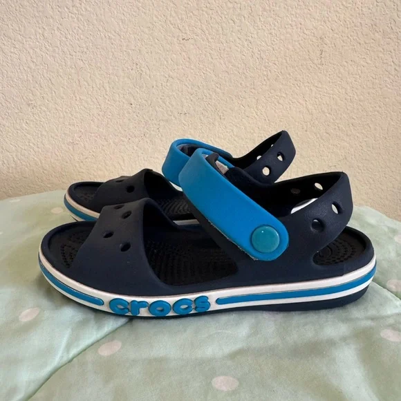 CROCS Kids Navy and Aqua Sandals size 11
